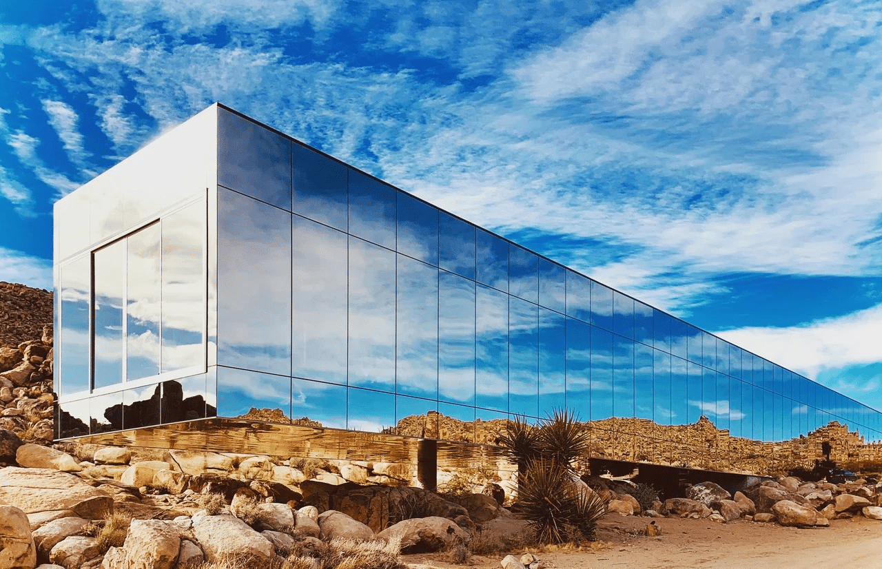 Invisible House: Award-winning Fieldtrip vacation rental